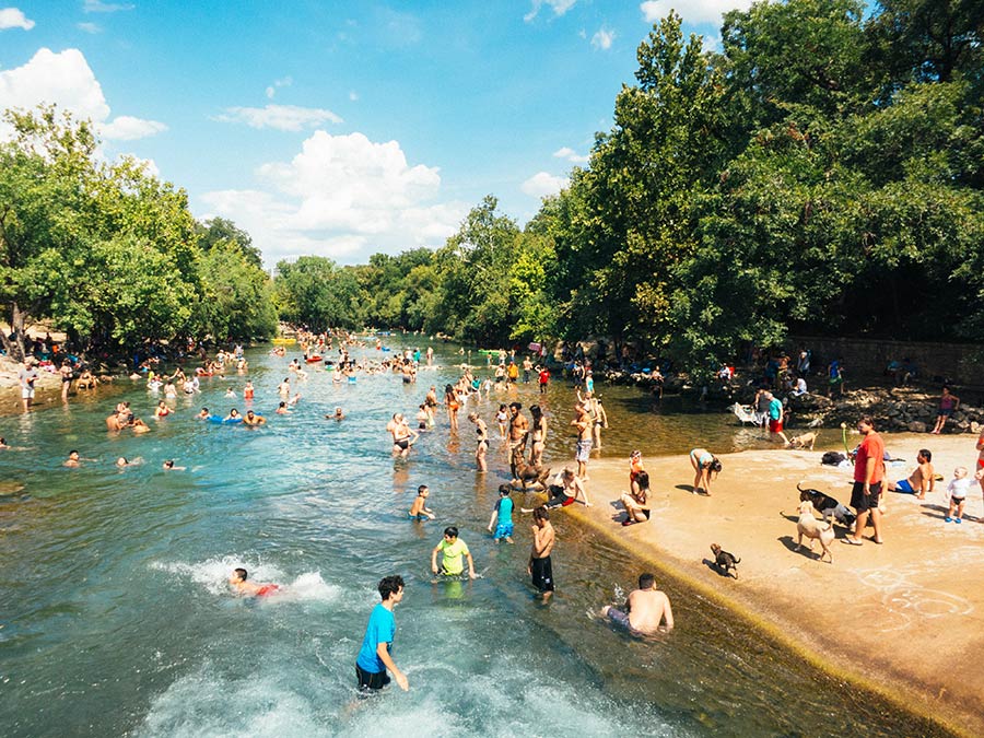 Austin Travel Guide (Where To Stay, Things To Do + Packing Tips)