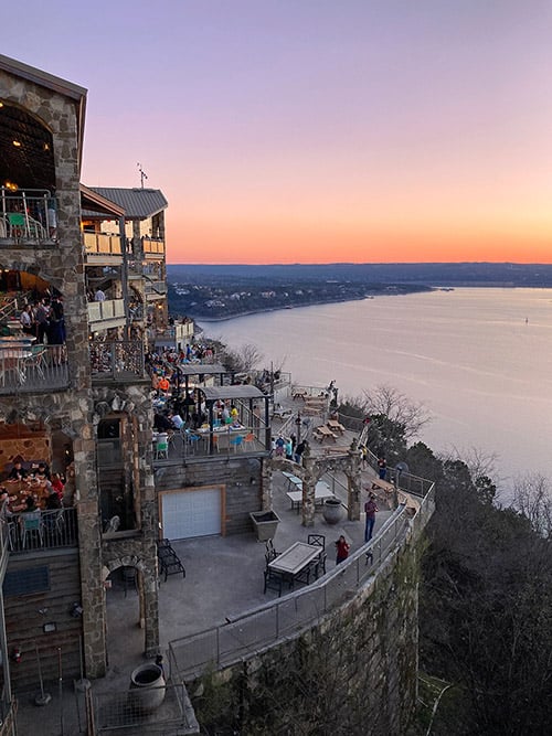 Austin Travel Guide (Where To Stay, Things To Do + Packing Tips)