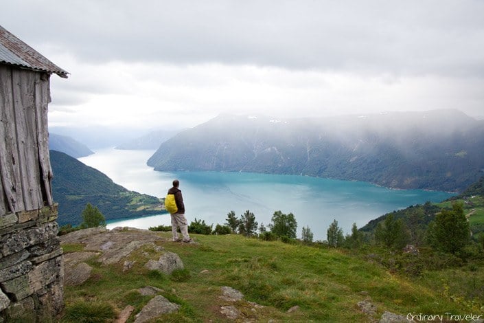 Ten Best Jobs for People Who Love to Travel