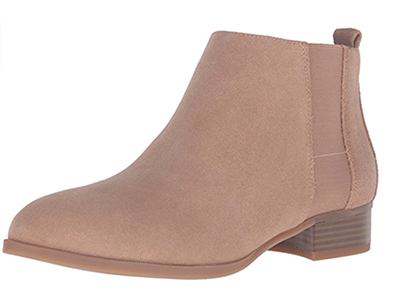 Best Travel Shoes for Budget Travelers