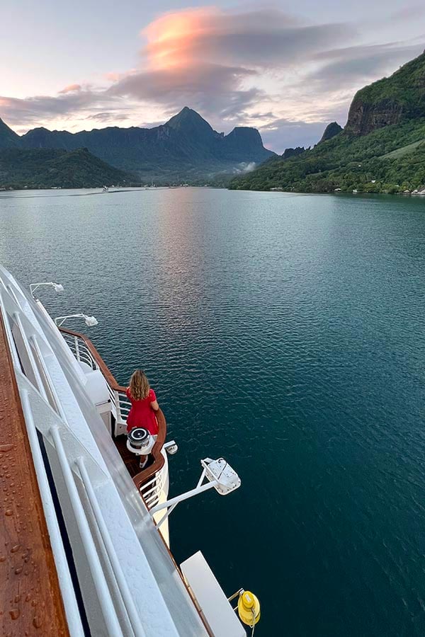 Moorea Cooks Bay Windstar Cruise Port Anchor