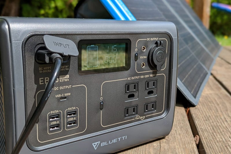 BLUETTI EB70S Portable Power Station Review