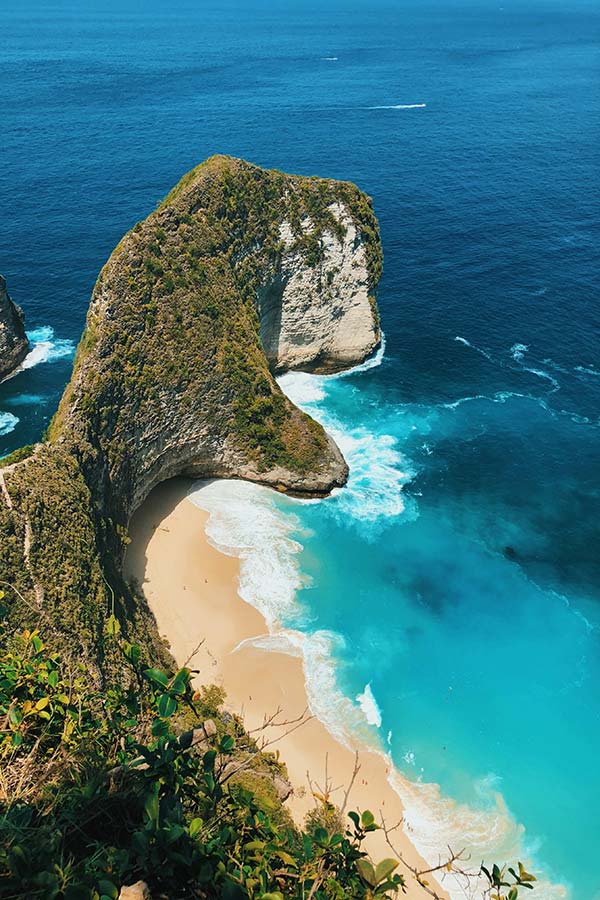 nusa penida bali romantic tropical destination