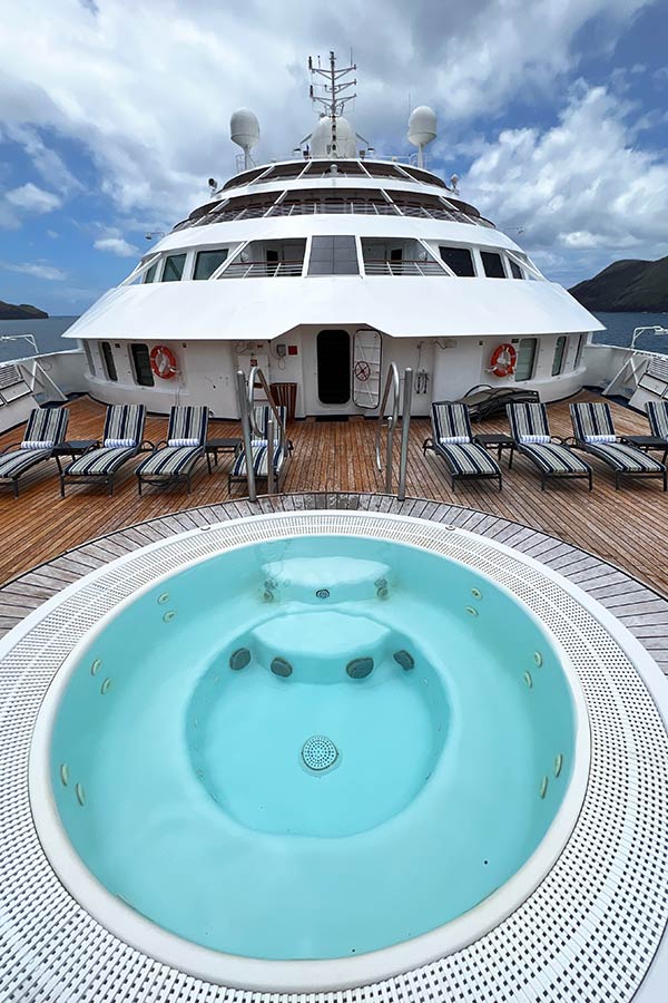 Star Breeze Yacht Tahiti