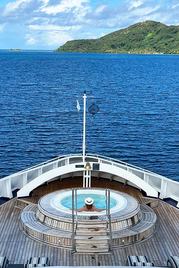 Dreams of Tahiti Cruise Windstar Papeete to Papeete