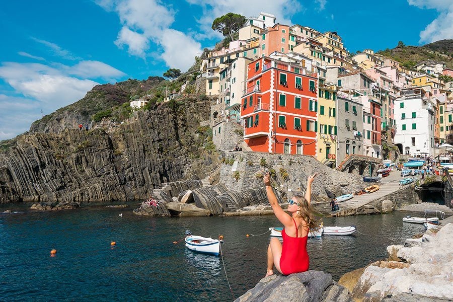 20 Best Travel Hacks That Will Save You Money